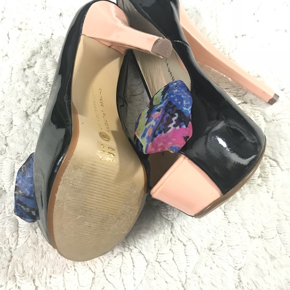 Chinese Laundry Platform scarf bow Pumps - Picture 2 of 3